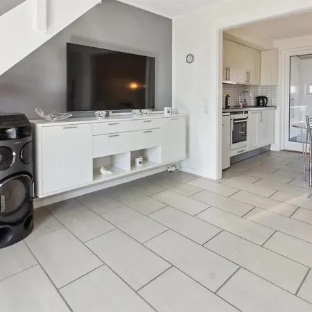 Faidra - 2-5km From The Sea By Interhome דירה